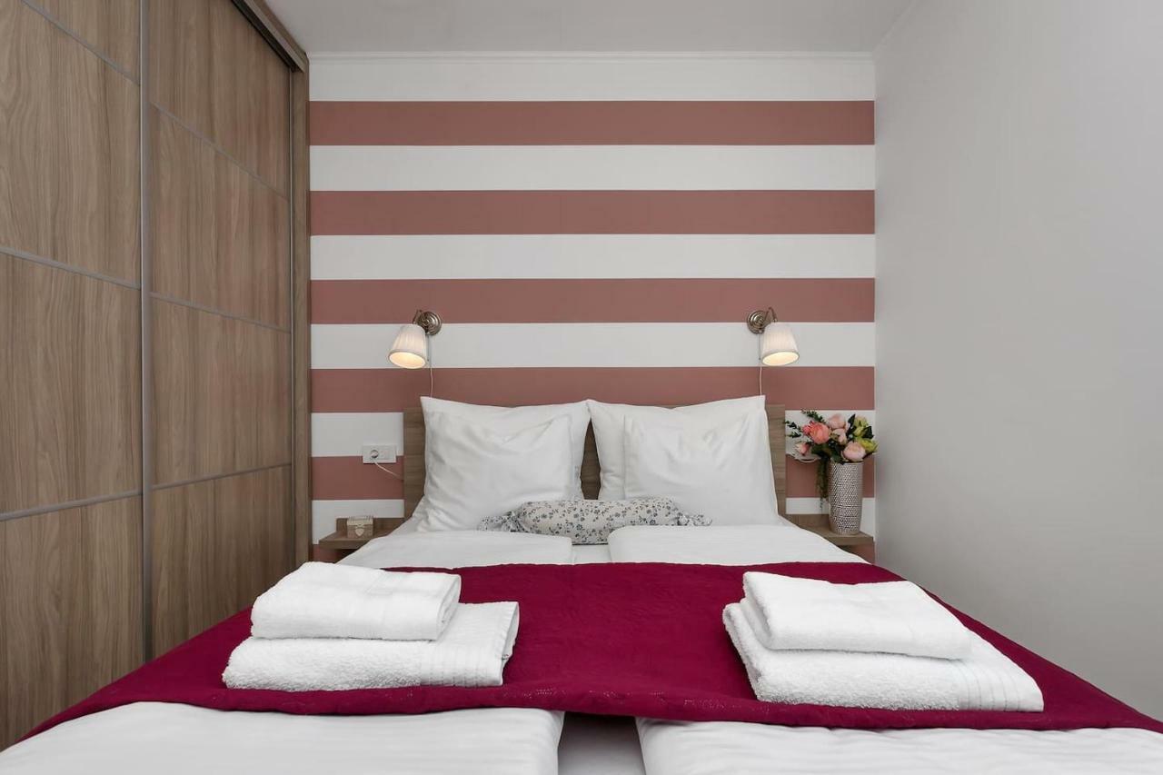 Charming Apartment Tissa With Sea View Makarska Extérieur photo